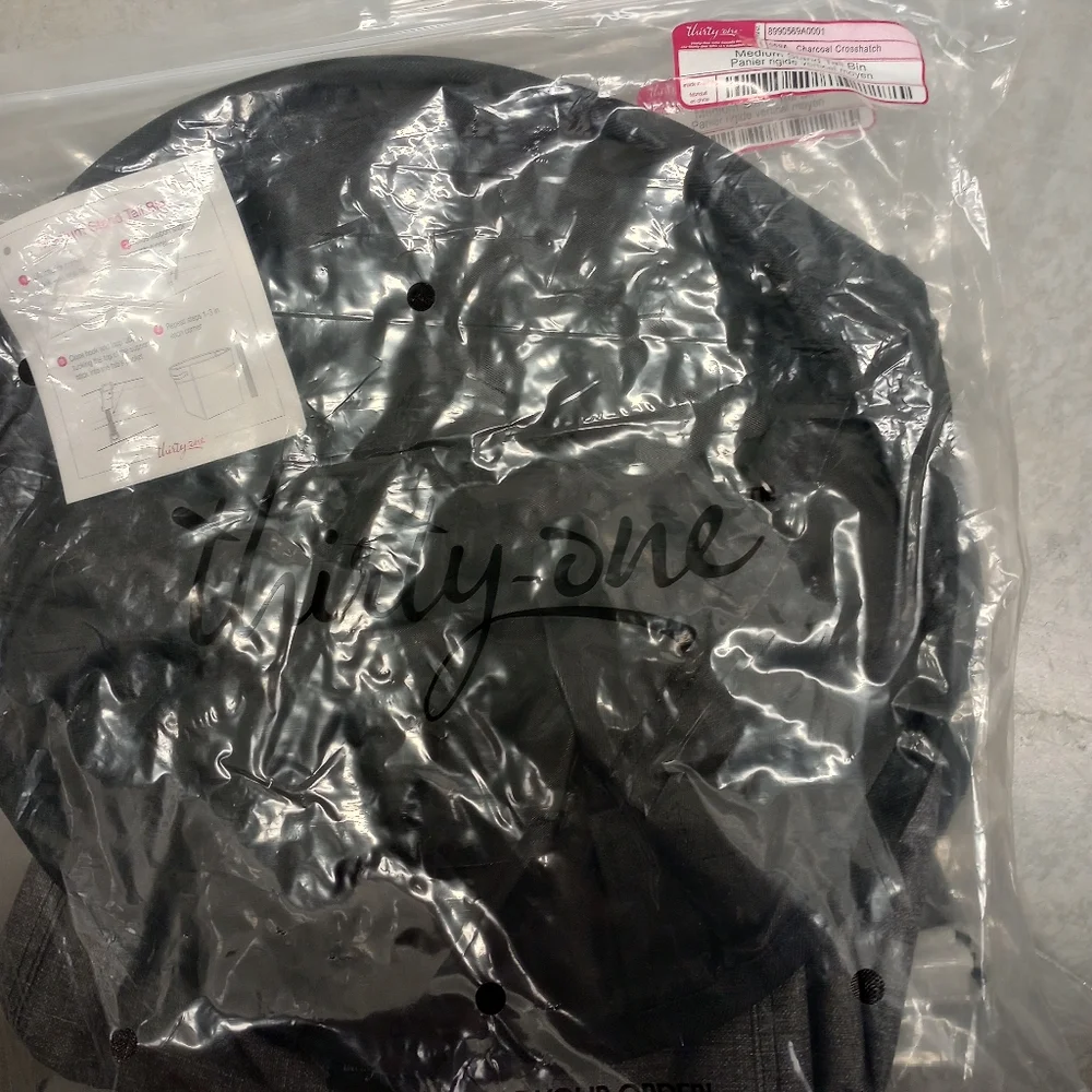 NEW Medium Stand Tall Bin, Thirty-One